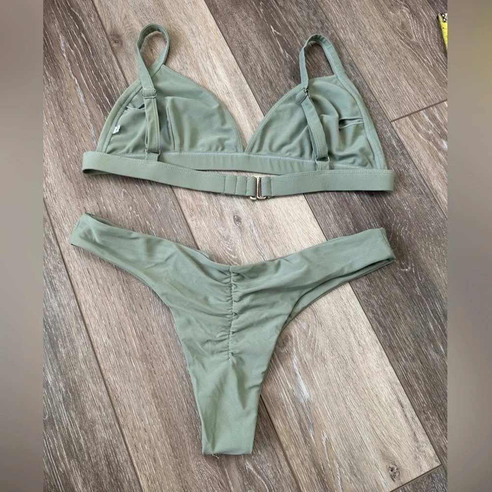 #4) 🏝️New Bikini set XL green